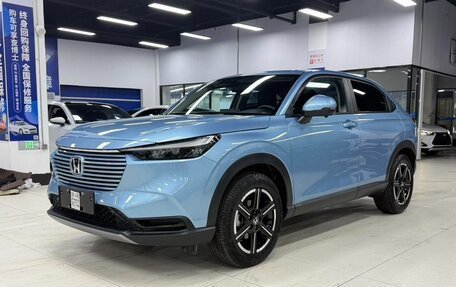 Honda Vezel, 2023 год, 1 820 000 рублей, 1 фотография