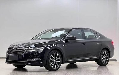 Skoda Superb III рестайлинг, 2025 год, 2 140 000 рублей, 1 фотография