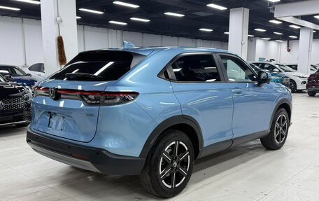 Honda Vezel, 2023 год, 1 820 000 рублей, 4 фотография