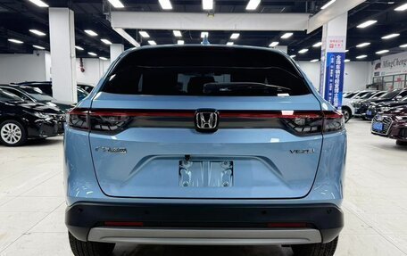 Honda Vezel, 2023 год, 1 820 000 рублей, 5 фотография