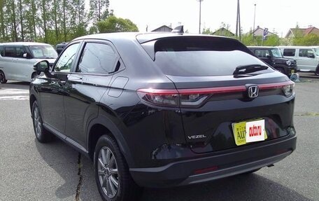 Honda Vezel, 2023 год, 1 928 000 рублей, 5 фотография