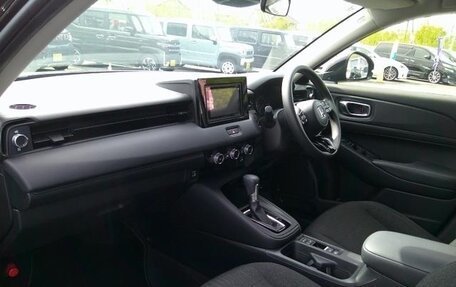 Honda Vezel, 2023 год, 1 928 000 рублей, 10 фотография