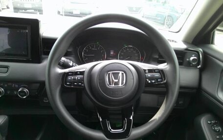 Honda Vezel, 2023 год, 1 928 000 рублей, 12 фотография