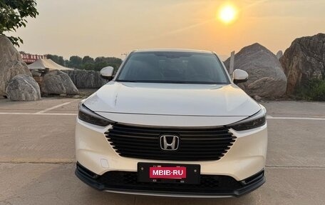 Honda Vezel, 2023 год, 1 815 000 рублей, 2 фотография