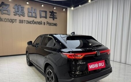 Honda Vezel, 2023 год, 1 820 000 рублей, 6 фотография