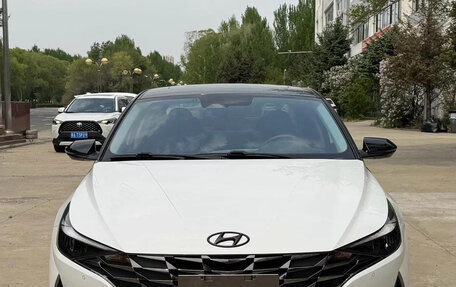 Hyundai Elantra, 2022 год, 1 280 000 рублей, 2 фотография