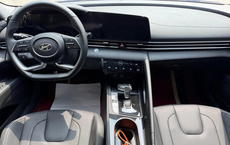Hyundai Elantra, 2022 год, 1 280 000 рублей, 11 фотография