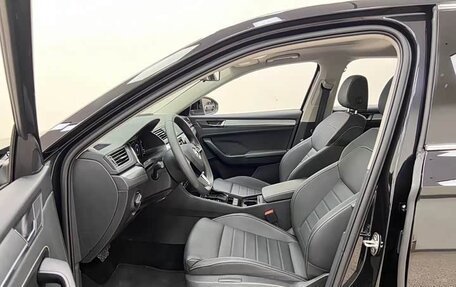 Skoda Superb III рестайлинг, 2025 год, 2 140 000 рублей, 15 фотография