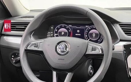Skoda Superb III рестайлинг, 2025 год, 2 140 000 рублей, 23 фотография