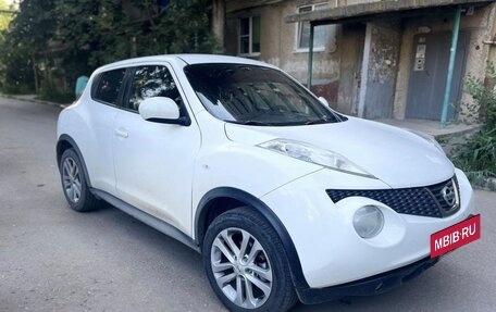 Nissan Juke II, 2014 год, 950 000 рублей, 3 фотография