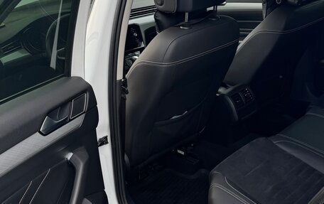Volkswagen Passat B8 рестайлинг, 2020 год, 1 950 000 рублей, 12 фотография