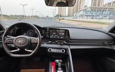 Hyundai Elantra, 2021 год, 1 250 000 рублей, 9 фотография