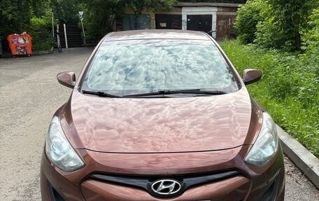 Hyundai i30 II рестайлинг, 2012 год, 970 000 рублей, 2 фотография