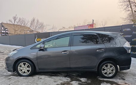 Toyota Prius Alpha I (ZVW40/41), 2012 год, 935 000 рублей, 3 фотография