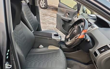 Toyota Prius Alpha I (ZVW40/41), 2012 год, 935 000 рублей, 11 фотография