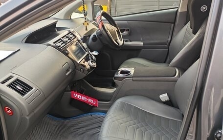 Toyota Prius Alpha I (ZVW40/41), 2012 год, 935 000 рублей, 8 фотография