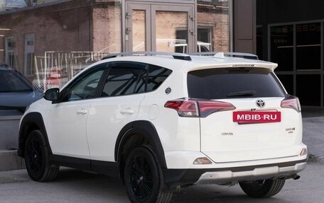 Toyota RAV4, 2017 год, 2 350 000 рублей, 7 фотография