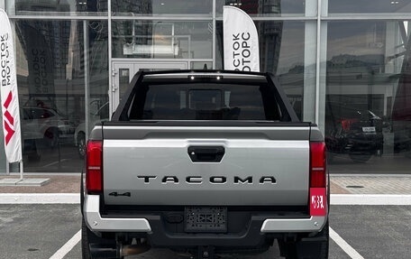 Toyota Tacoma, 2024 год, 7 500 000 рублей, 8 фотография