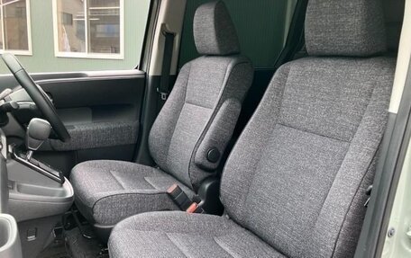 Toyota Sienta, 2023 год, 1 150 000 рублей, 16 фотография