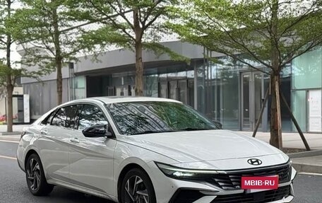 Hyundai Elantra, 2023 год, 1 500 000 рублей, 3 фотография