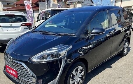 Toyota Sienta II, 2020 год, 1 080 000 рублей, 1 фотография