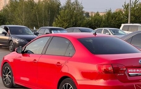 Volkswagen Jetta VI, 2011 год, 720 000 рублей, 4 фотография
