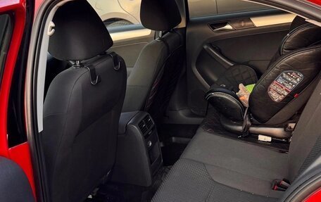 Volkswagen Jetta VI, 2011 год, 720 000 рублей, 7 фотография