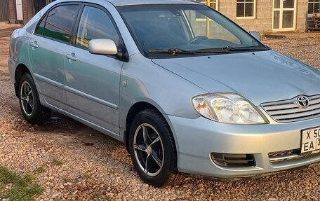 Toyota Corolla, 2004 год, 430 000 рублей, 2 фотография