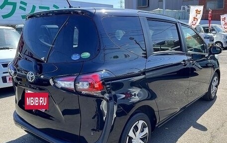 Toyota Sienta II, 2020 год, 1 080 000 рублей, 8 фотография