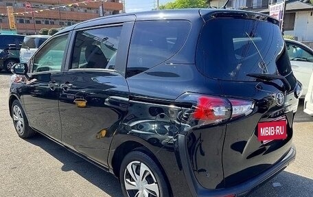 Toyota Sienta II, 2020 год, 1 080 000 рублей, 7 фотография