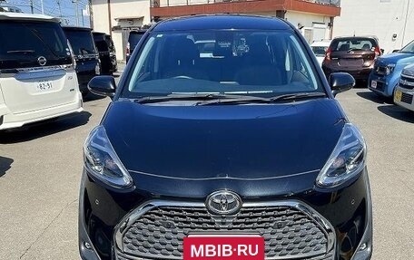 Toyota Sienta II, 2020 год, 1 080 000 рублей, 5 фотография