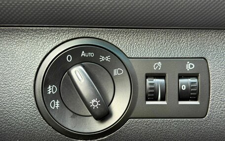 Volkswagen Caddy III рестайлинг, 2009 год, 629 000 рублей, 21 фотография