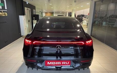 Mercedes-Benz EQE, 2022 год, 7 300 000 рублей, 5 фотография