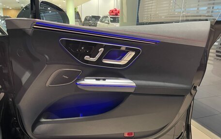 Mercedes-Benz EQE, 2022 год, 7 300 000 рублей, 19 фотография