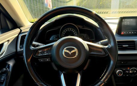 Mazda 3, 2018 год, 1 619 000 рублей, 12 фотография
