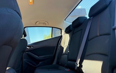 Mazda 3, 2018 год, 1 619 000 рублей, 19 фотография