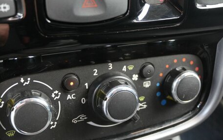 Renault Duster I рестайлинг, 2012 год, 870 000 рублей, 11 фотография