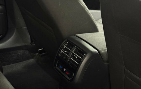 Volkswagen Passat B8 рестайлинг, 2015 год, 1 477 000 рублей, 19 фотография