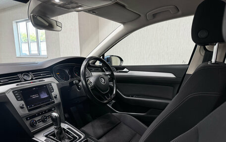 Volkswagen Passat B8 рестайлинг, 2015 год, 1 477 000 рублей, 26 фотография