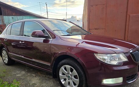 Skoda Superb III рестайлинг, 2012 год, 1 039 000 рублей, 3 фотография