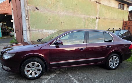 Skoda Superb III рестайлинг, 2012 год, 1 039 000 рублей, 15 фотография