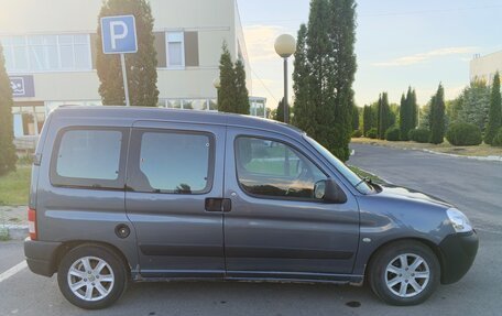 Peugeot Partner II рестайлинг 2, 2011 год, 300 000 рублей, 8 фотография