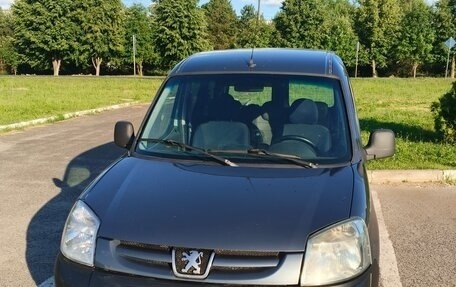 Peugeot Partner II рестайлинг 2, 2011 год, 300 000 рублей, 2 фотография