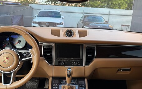 Porsche Macan I рестайлинг, 2014 год, 1 750 000 рублей, 19 фотография
