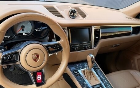 Porsche Macan I рестайлинг, 2014 год, 1 750 000 рублей, 15 фотография
