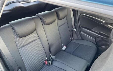 Honda Fit III, 2017 год, 850 000 рублей, 11 фотография