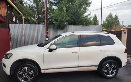 Volkswagen Touareg III, 2011 год, 1 580 рублей, 3 фотография