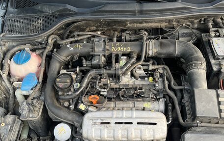 Volkswagen Scirocco III рестайлинг, 2011 год, 1 020 000 рублей, 13 фотография