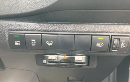 Toyota Corolla, 2022 год, 1 355 000 рублей, 17 фотография