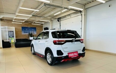 Toyota Raize I, 2021 год, 1 999 000 рублей, 4 фотография